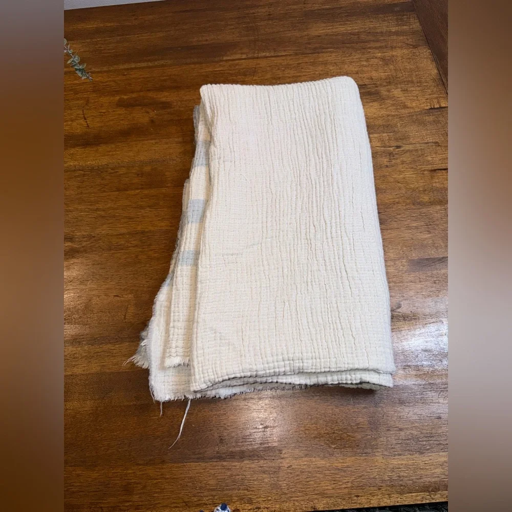 PiuBelle Fine Linens Throw Blanket 100% Cotton Tan /Blue Portugal